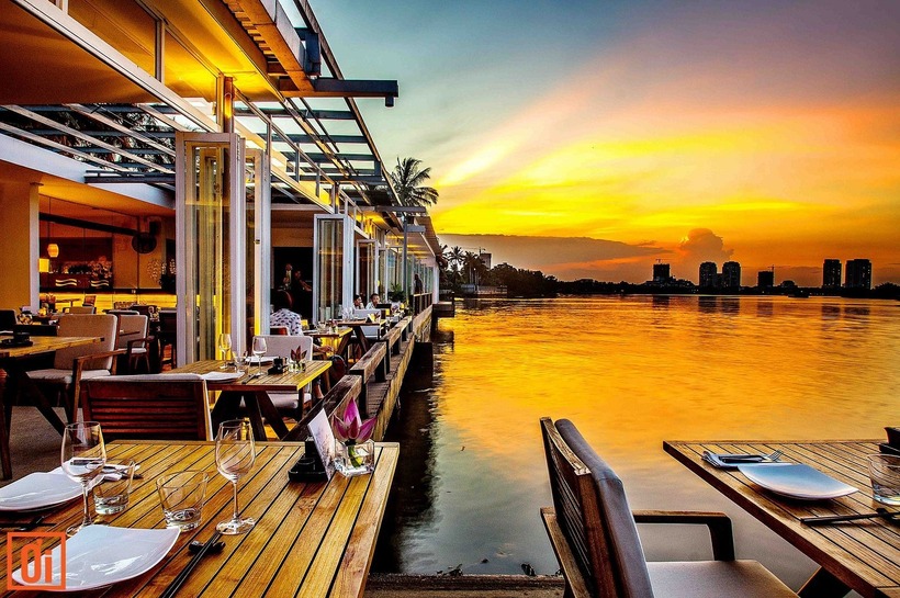 The Deck Saigon – Nhà hàng ven sông ngắm hoàng hôn